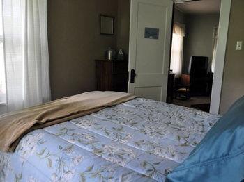 Lazy T Ranch Guest House Manhattan Eksteriør billede